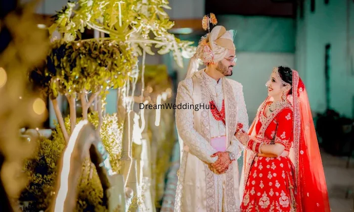 MK STUDIO AGRA Colour lab